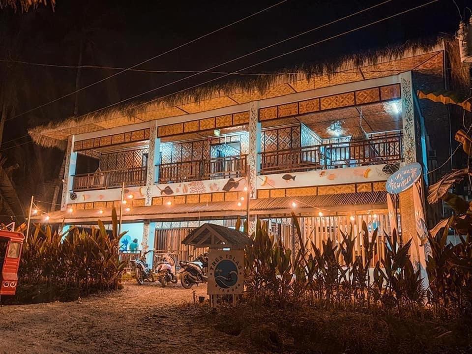 特斯伊斯拉斯酒店 卢纳将军城 外观 照片